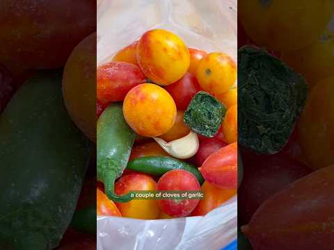 The easiest way to preserve salsa! 🌶️ 🧄 🍅 🫑 #kitchenhacks