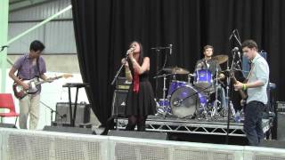 APPLE EYES (live Indietracks Festival) (31-7-2011)