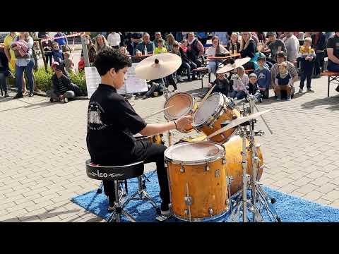 Konzert-Bibo Mengen 2.Teil Schlagzeugsolo Claudio Lutz Modern Symphonic Percussions Ensemble