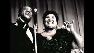 Louis Armstrong and Velma Middleton - "Baby, It's Cold Outside"