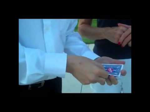 Saturn Magic -Flying Kiss by Devin Knight - Trick