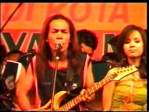 New PALADA - Kandas (Dwi Ratna) Live Lap. Kabuh Jombang 2005