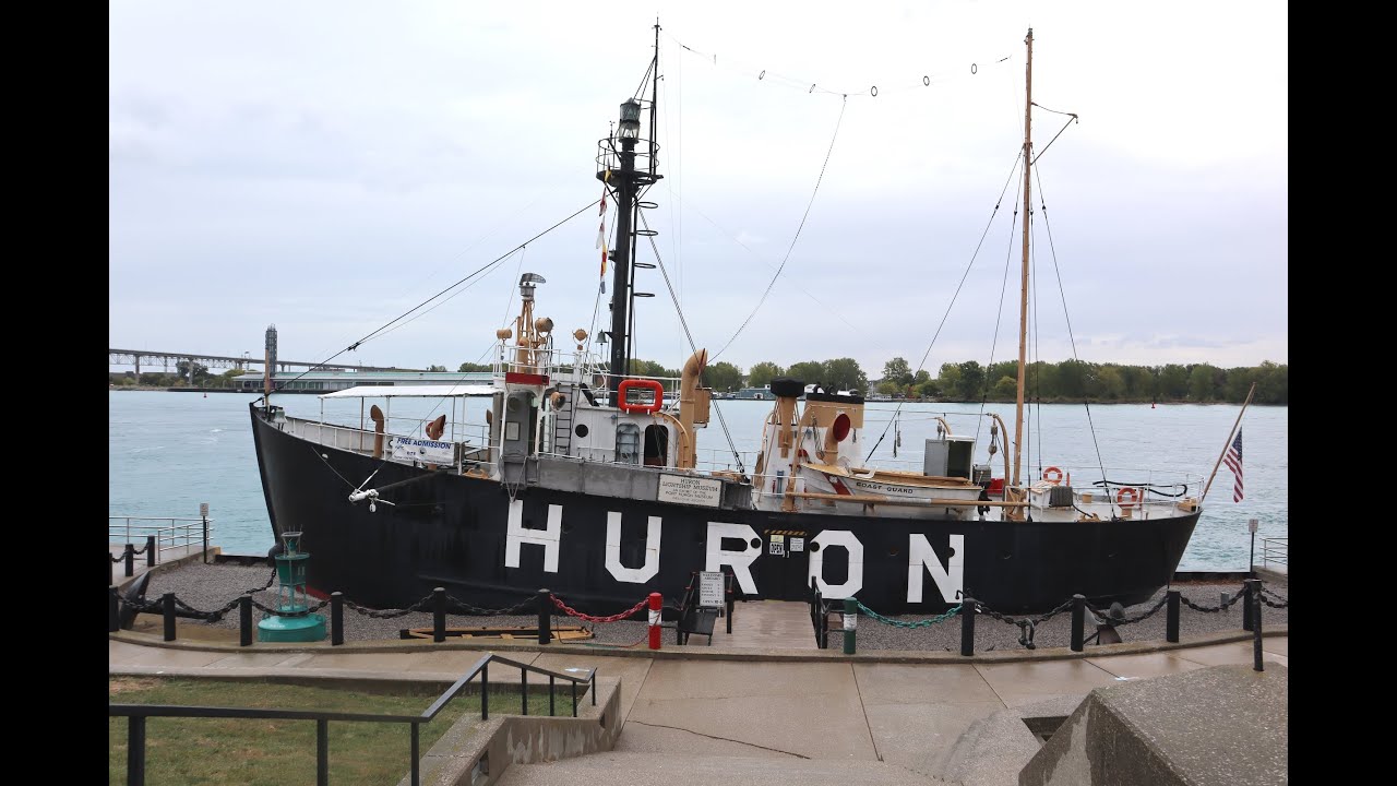 #12 Huron Lightship LV-103