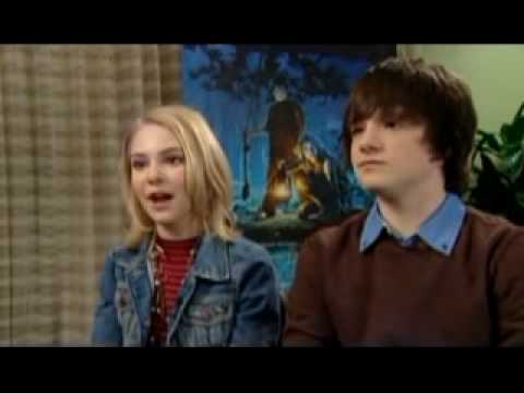 Interviews Bridge to Terabithia - AnnaSophia Robb & Josh Hutcherson 2nd