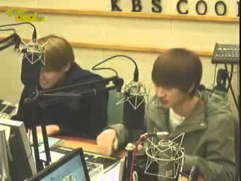 101222 Sukira Ryeowook's freestyle rapping