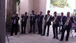 preview picture of video 'La Inigualable Banda Peligrosa - Las Mañanitas'