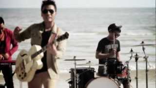 Download lagu Awi Rafael-Asalkan Aku Ok [ VIDEO] mp3