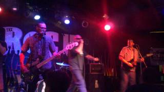 VOODOO GLOW SKULLS    -    Dirty rats  (live)