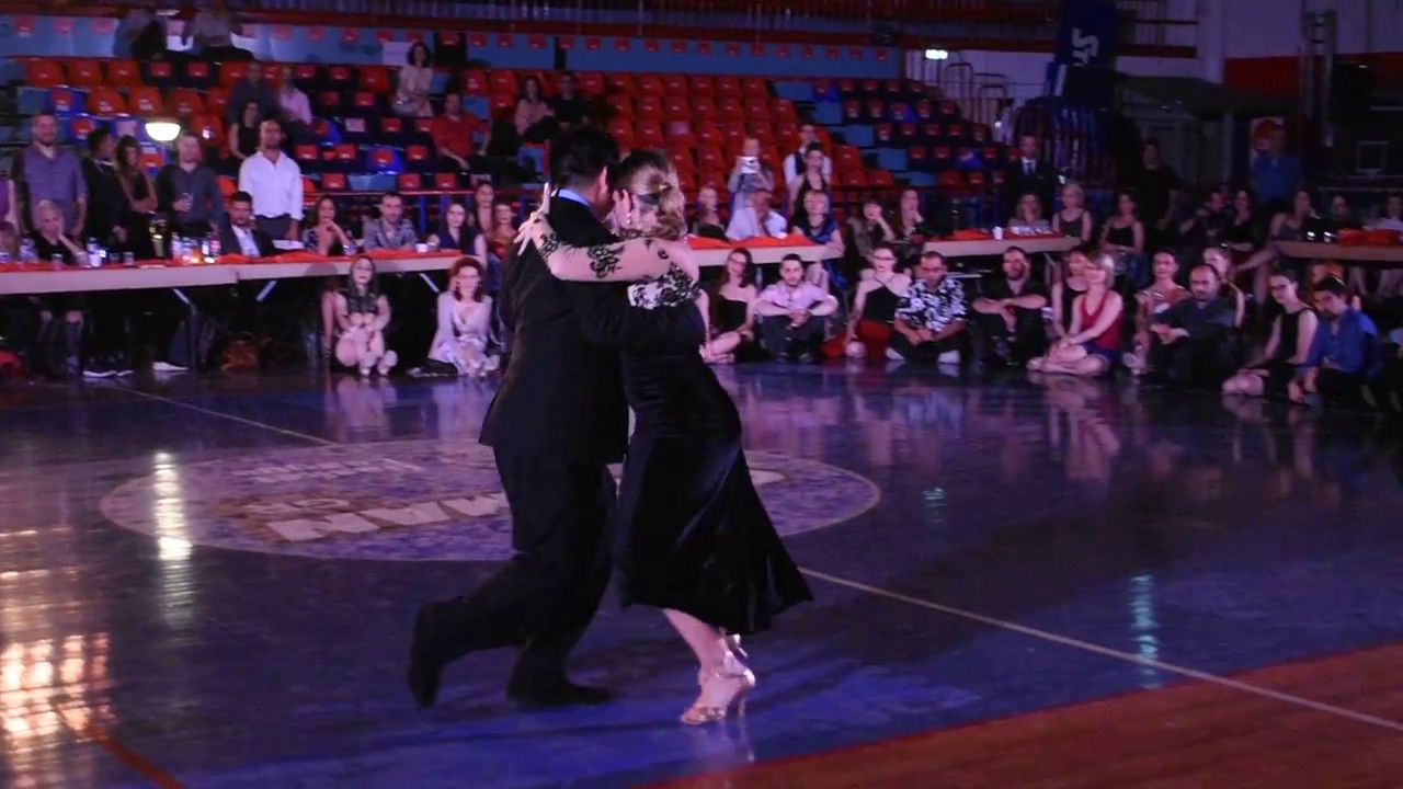 Noelia Hurtado and Carlitos Espinoza – Violetas Athens 12/5/2018 5/5