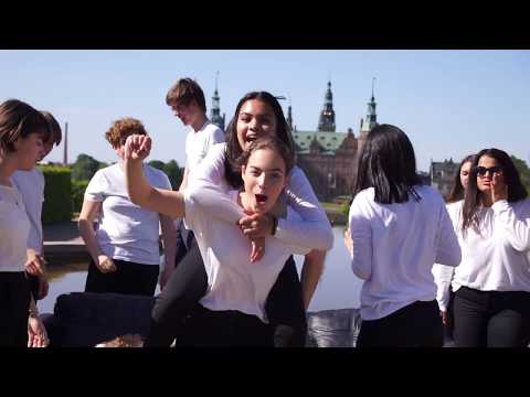 9.i - Friends intro (sidste skoledag)