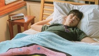 Download lagu Shhh Jhope is sleeping💘💘💘#shorts #bts #jhope mp3