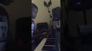 What if twinkle twinkle little stars was a worship song intro