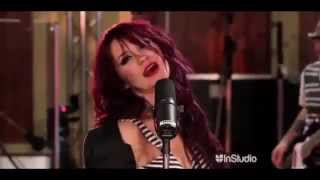 Dulce Maria - Inevitable (Live InStudio)