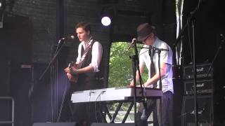 B YELLOW - &quot;Fall of the Wall&quot; ... Basingstoke Live 2013