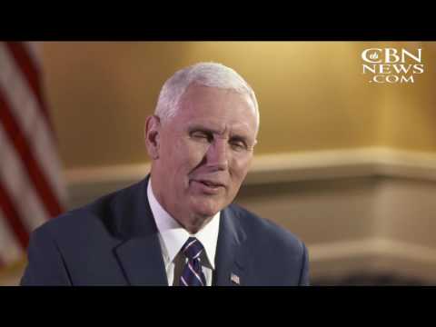 Mainstream Media in the Tank for Clinton? Pence Sounds Off