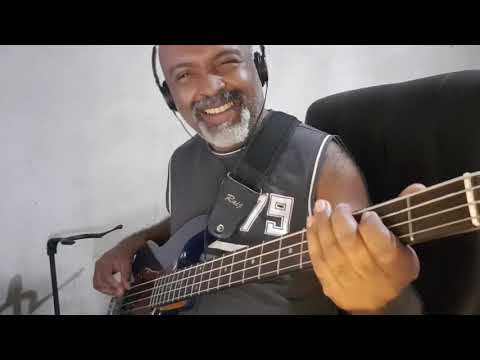 Let's groove earth wind and fire - Bass Cover