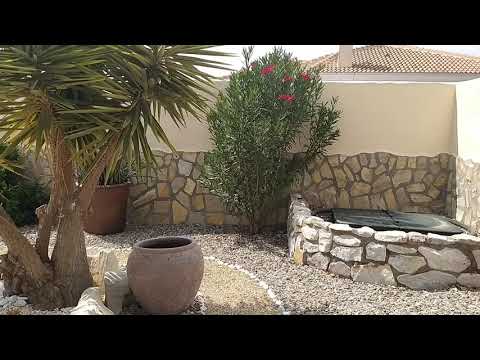 Stunning Lakes Vega  3 bed villa with pool and beautiful gardens - La Perla -Arboleas 204,950 Euros