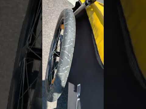 Quick video review of Burley Nomad trailer with 20 inch wheels
