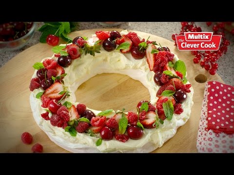 Christmas Pavlova wreath