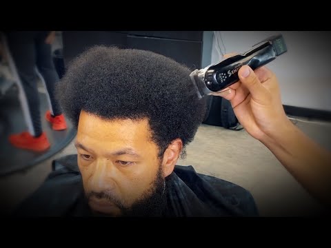 SO SATISFYING! Shaping An Afro With A Taper!