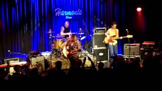 Jimmy Bowskill performing 'Seasons change' @ Harmonie Bonn, 30.1.2013