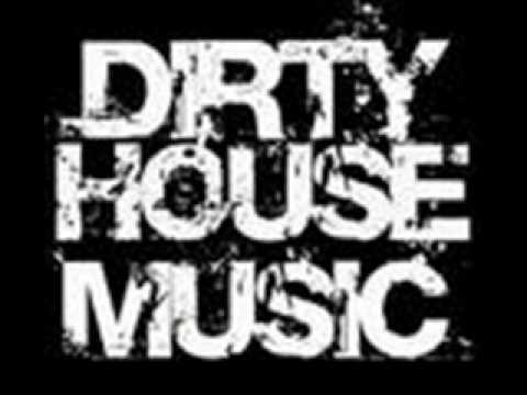 Armin Van Buuren ft. Racoon- Love You More