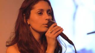 Juliana Martina & Jaime Nanoha  - Si Se Calla El Cantor