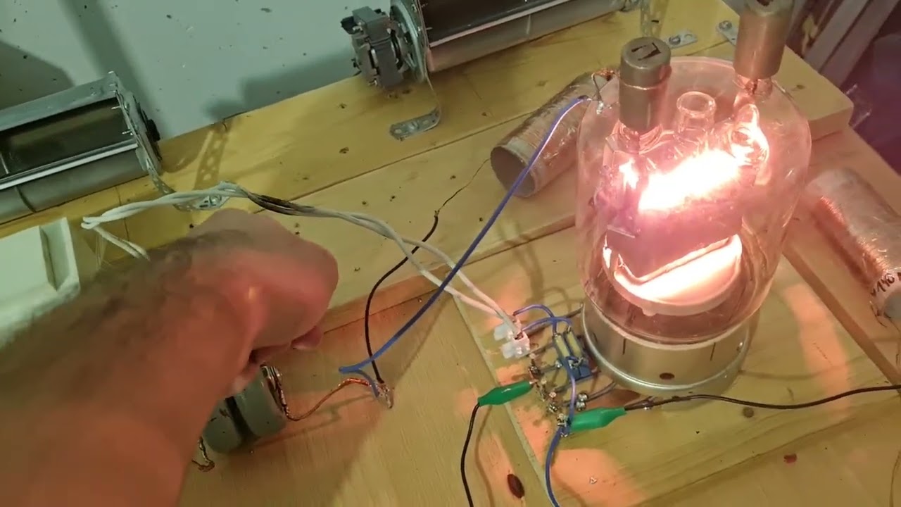 Hartley Oscillator Powering VTTC