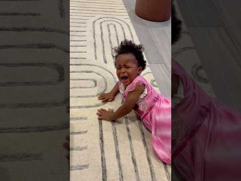 Daughter gets in trouble for hitting big sister #shorts