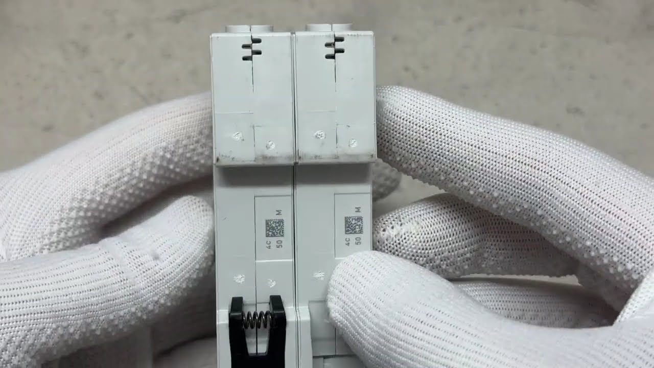 Автоматичний вимикач ABB BMS412-C50 2p 50A тип C серія Basic 2CDS642041R0504