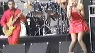 No Doubt - Live in Dominguez Hills 1995 - 03 - Open The Gate