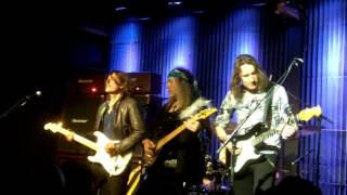 Uli Jon Roth&#39; Ultimate Guitar Experience - Sun In My Hand (Scorpions) 3/31/16 Tupelo Music Hall