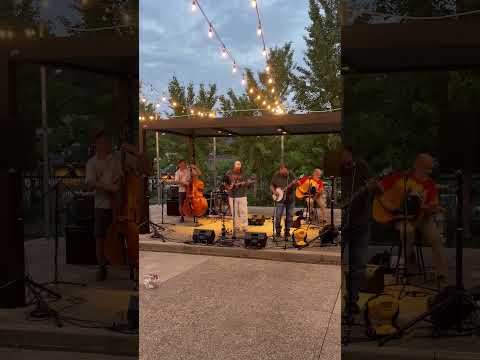 The Mill Creek Drifters performing live