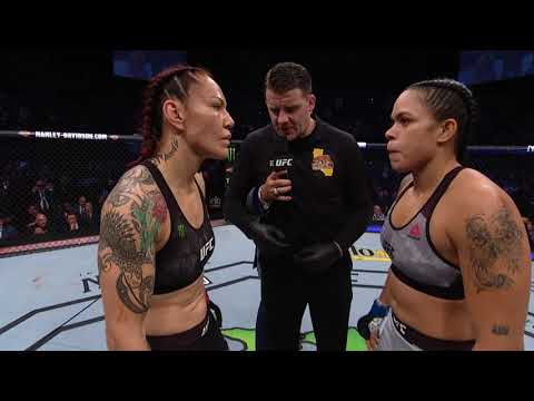 Amanda Nunes vs Cris Cyborg