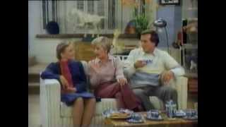 Brady Brides - The Mom Who Came To Dinner