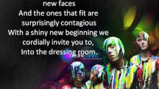 The Dressing Room - Breathe Carolina (Lyrics)