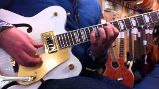 Video thumbnail for GRETSCH electro. G5422 TDCG SNOW CREST WHITE : test in shop. by rhum66
