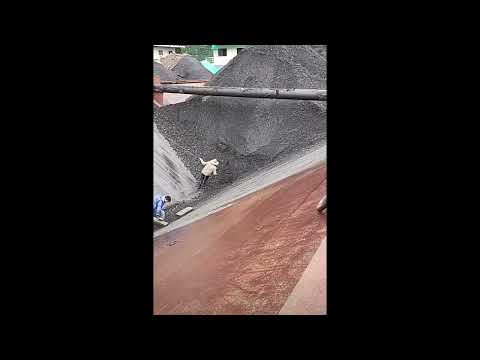 Amazing work - 51 minutes long video unloading crushed coal, can you watch it to the end?
