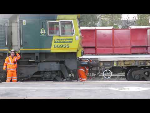 Class 66955 - Freightliner - With Crane - Crewe - 29.10.2018