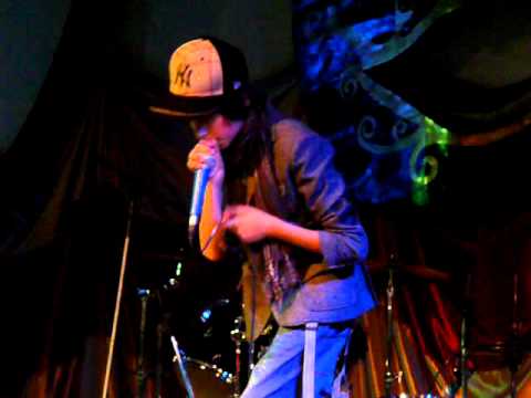 Cosmin Agache la Toamna Bobocilor 2011 Colegiul "Mihai Eminescu" Botosani