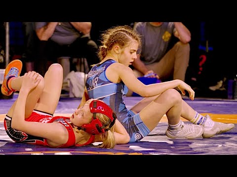 U13-U17 North America vs Europe. Remi Downing vs Uliana Maksymovych 40kg. Women girls wrestling. B-c
