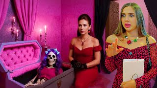 Download lagu RAHASIA GURU DI SEKOLAH 'Rose Thorn'! Bisakah Diana mendapatkan kembali gaunnya? mp3