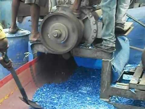 Working Process of Plastic Scrap Grinder Machine