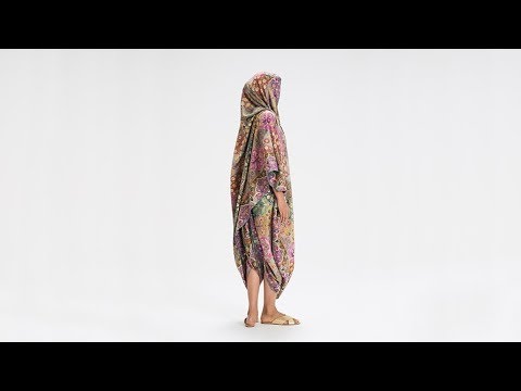 How To Drape a Sari: No. 28 Gamthi Drape - Gujarat, India