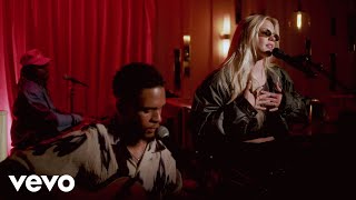 Reneé Rapp - Kiss It Kiss It (Live)