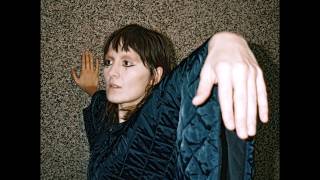 Cate Le Bon - We Might Revolve