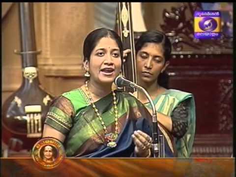 Bharathi Ramasubban-06-krishna krishna mukunda janArdhana-rAgamAlika-ts rAdhakrSNan