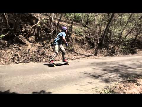 JESUS NAVARRO: TETIANDO EL UNICORNIO