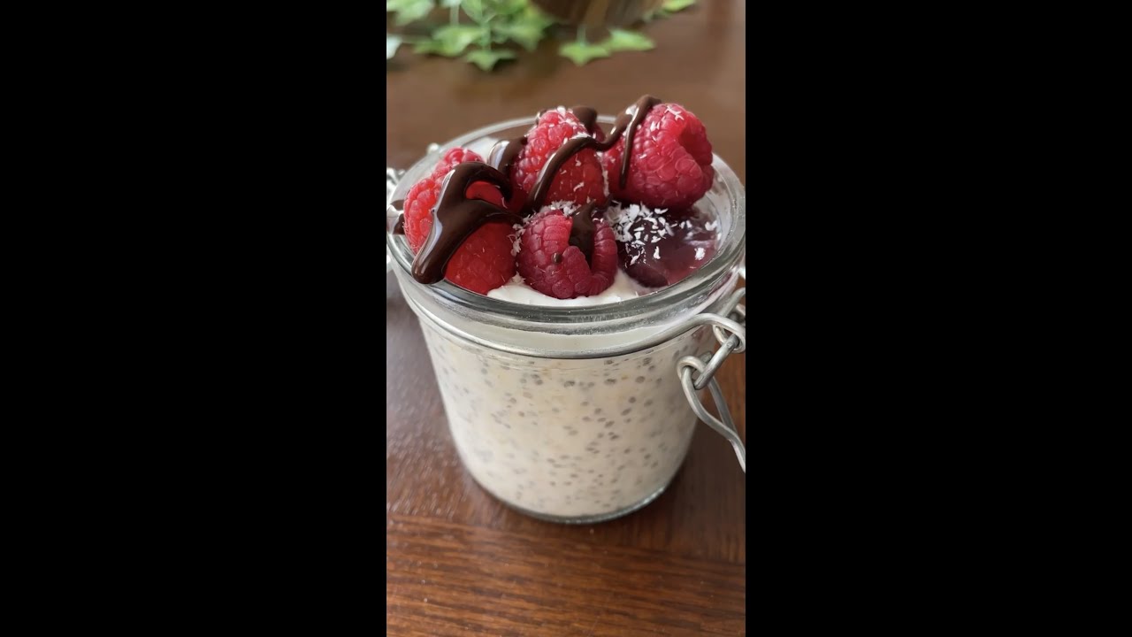 AVENA FRÍA Trasnochada FRUTOS ROJOS  y YOGURT | Desayuno Saludable, Fácil y Rápida!