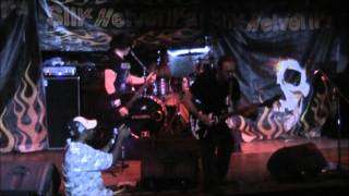 Slik Helvetika - Last Night (Destroyer) (live at The Maingate 9-10-11)